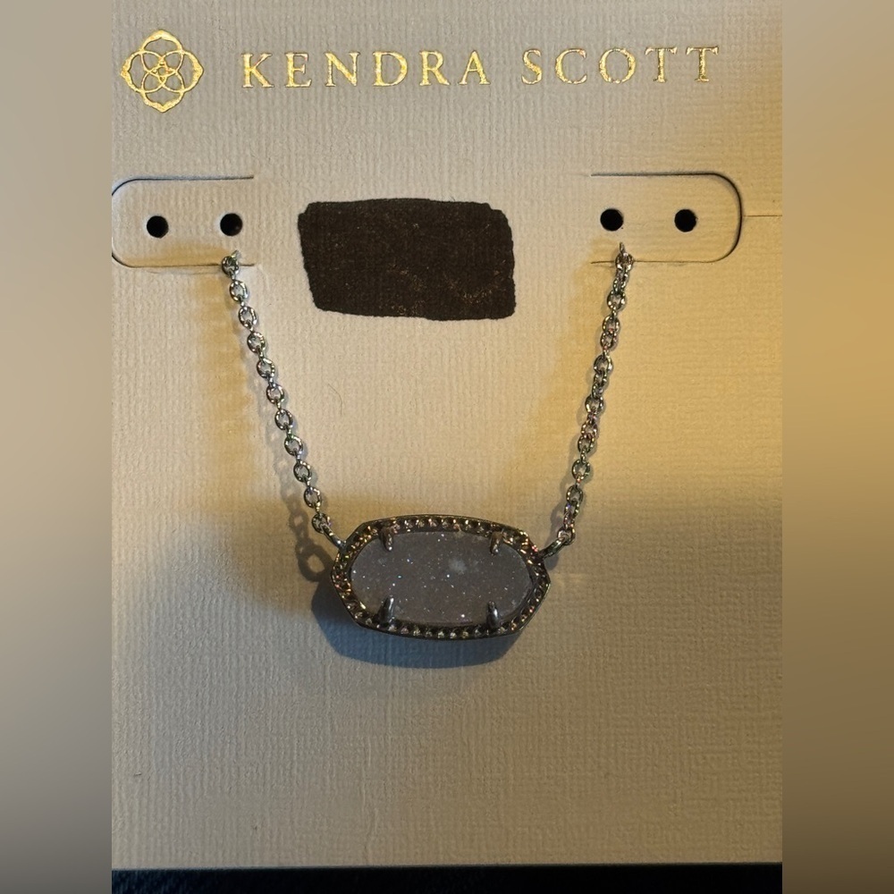 Kendra Scott Women’s Silver Necklace with Glittery Stone